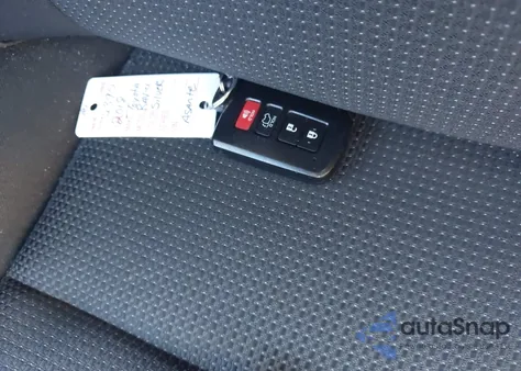 2018 Toyota Rav4 Xle from USA, damaged, VIN JTMWFREV9JJ183184